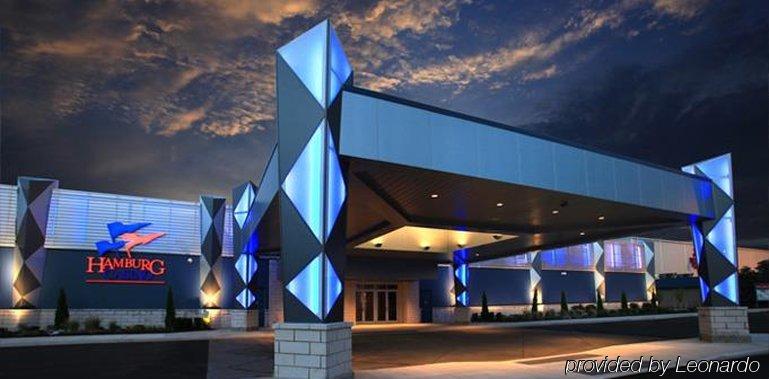Stadium View Inn Хамберг Экстерьер фото